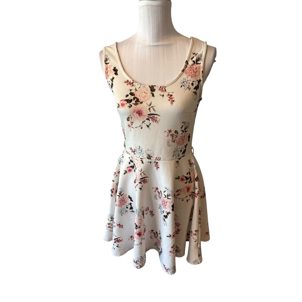 Colloseum Cream Floral Print Dress Size S No Belt
